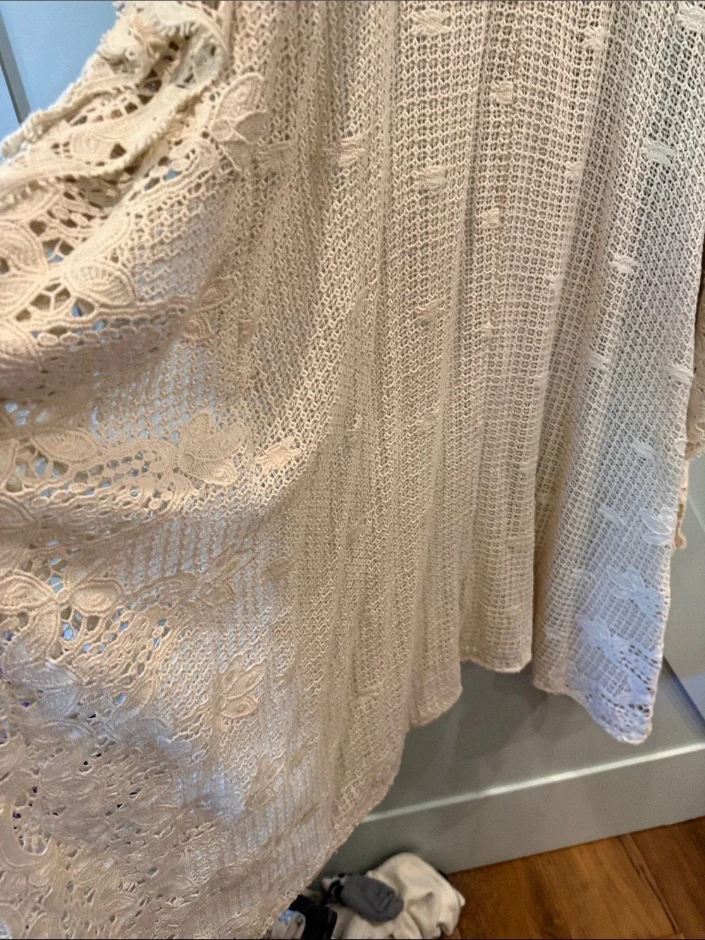 Soft Surroundings Crochet Lace Cover - Cream